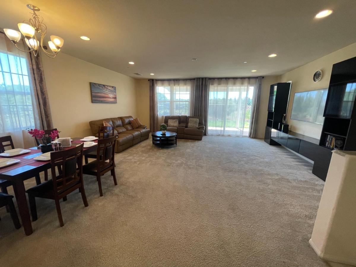 Spacious And Modern Home Near Temecula Wineries マリエータ エクステリア 写真